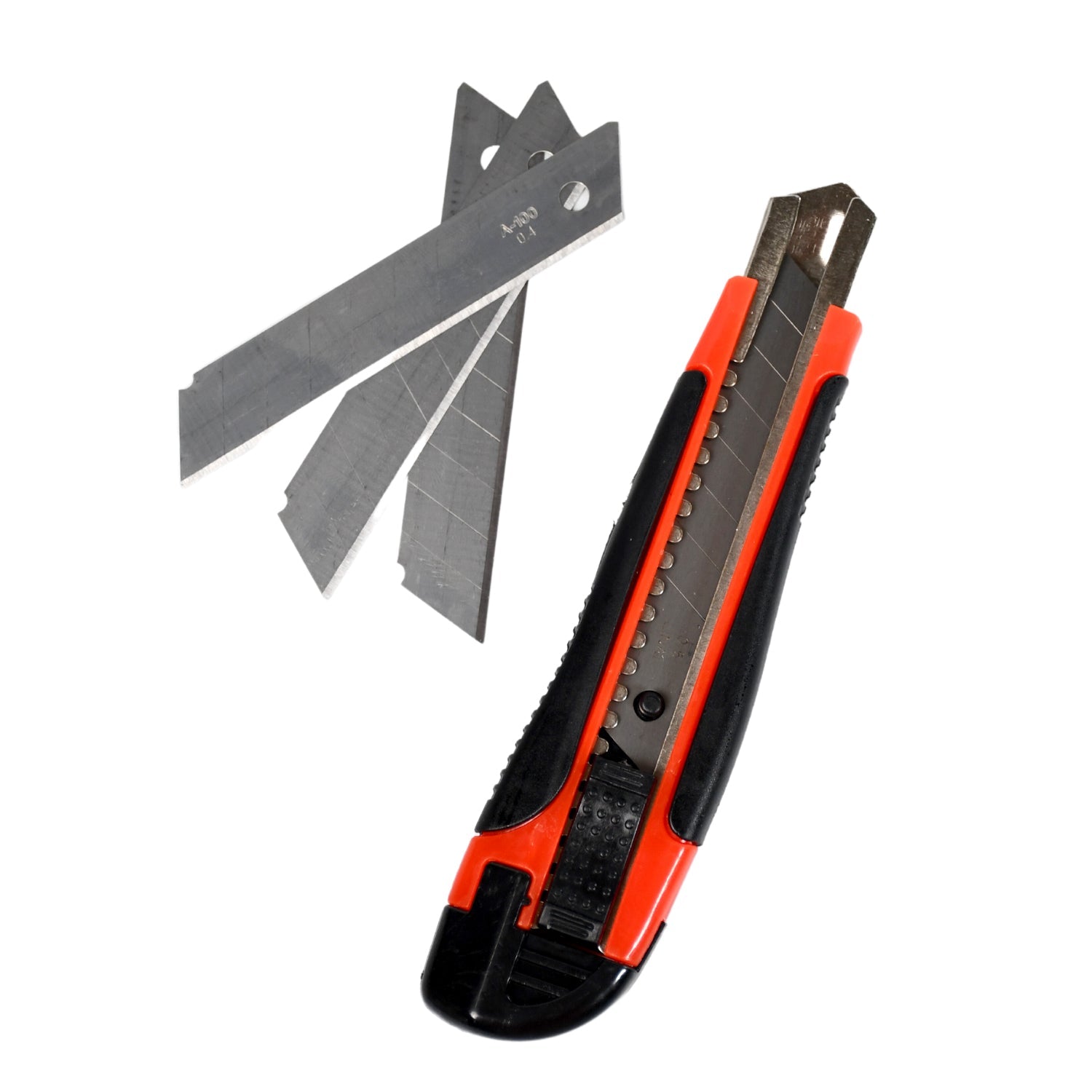 7532 Heavy Duty 18 mm Cutter Knife Set With Rubbered Handle With Extra Blades Best Use For Office and Home use DeoDap 7532 Heavy Duty 18 mm Cutter Knife Set With Rubbered Handle With Extra Blades Best Use For Office and Home use DeoDap